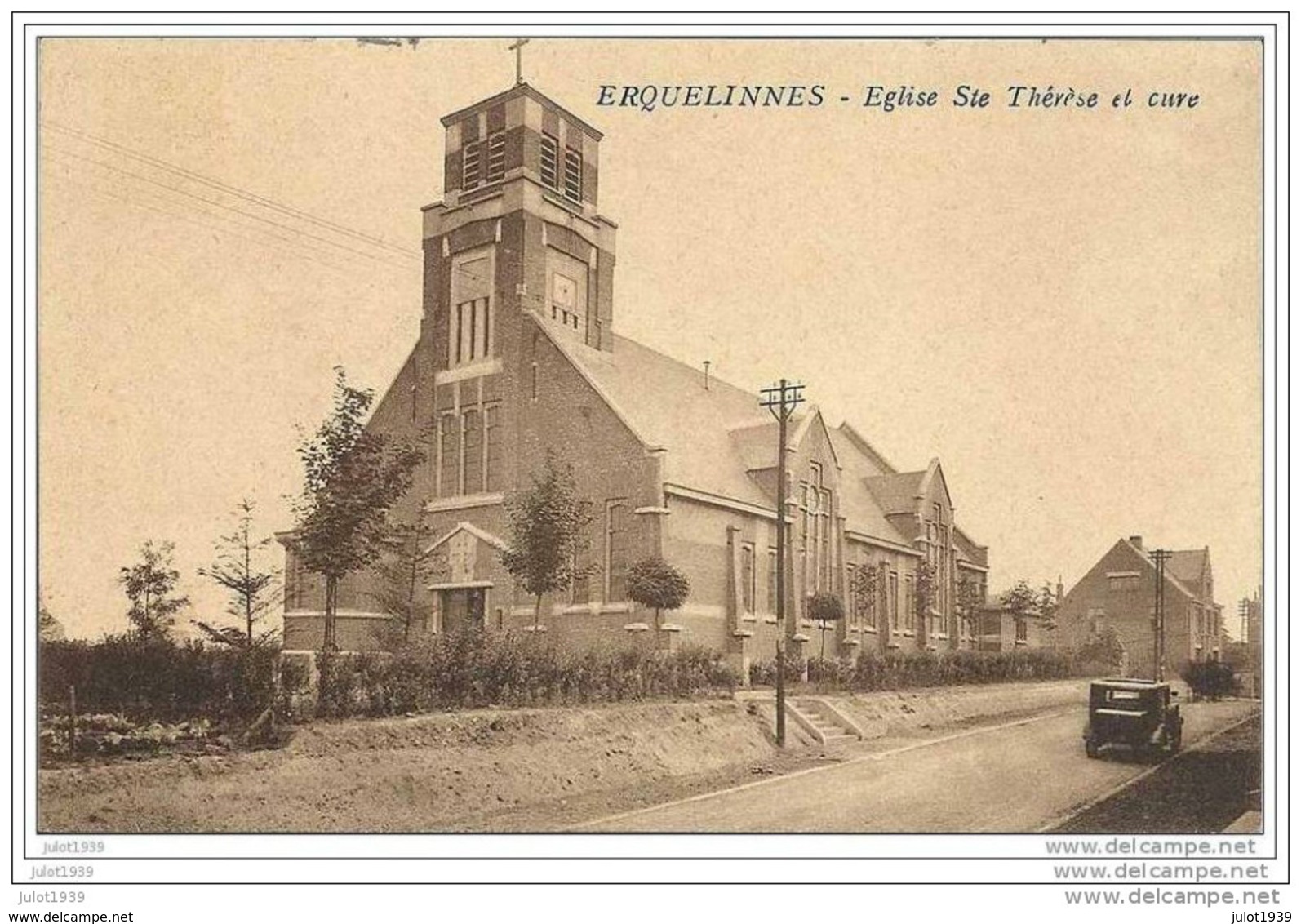 ERQUELINNES ..-- OLDTIMER . Eglise Sainte - Thérèse Et Cure . - Erquelinnes