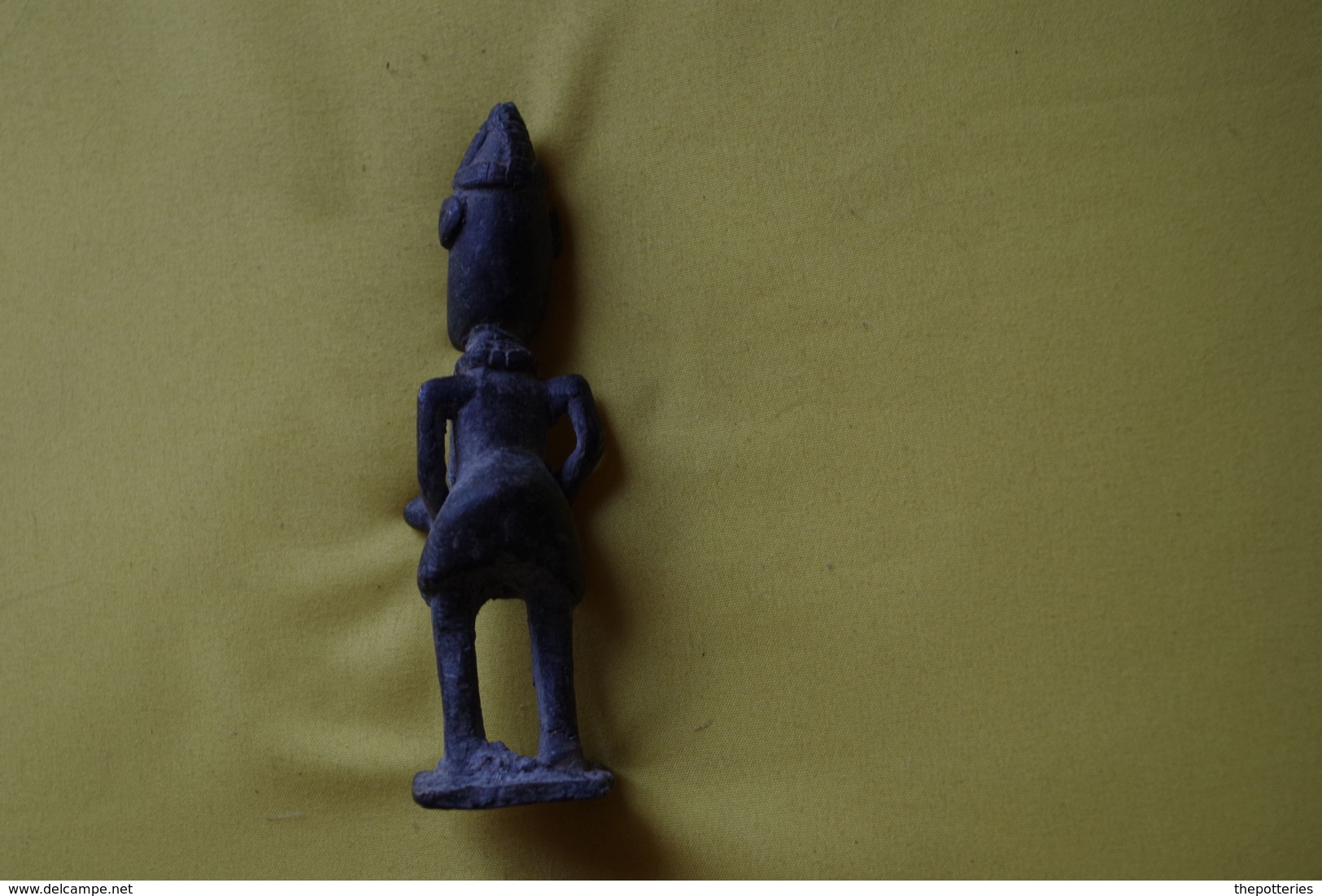 Cabinet Curiosité / Bronze Benin ? Maternité Environ 10,5 Cm De Hauteur Cabinet Curiosité - African Art
