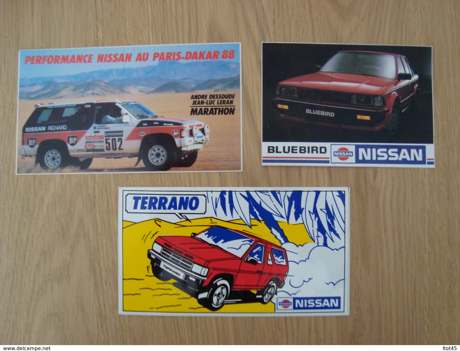 LOT DE 3 AUTOCOLLANTS NISSAN - Autocollants