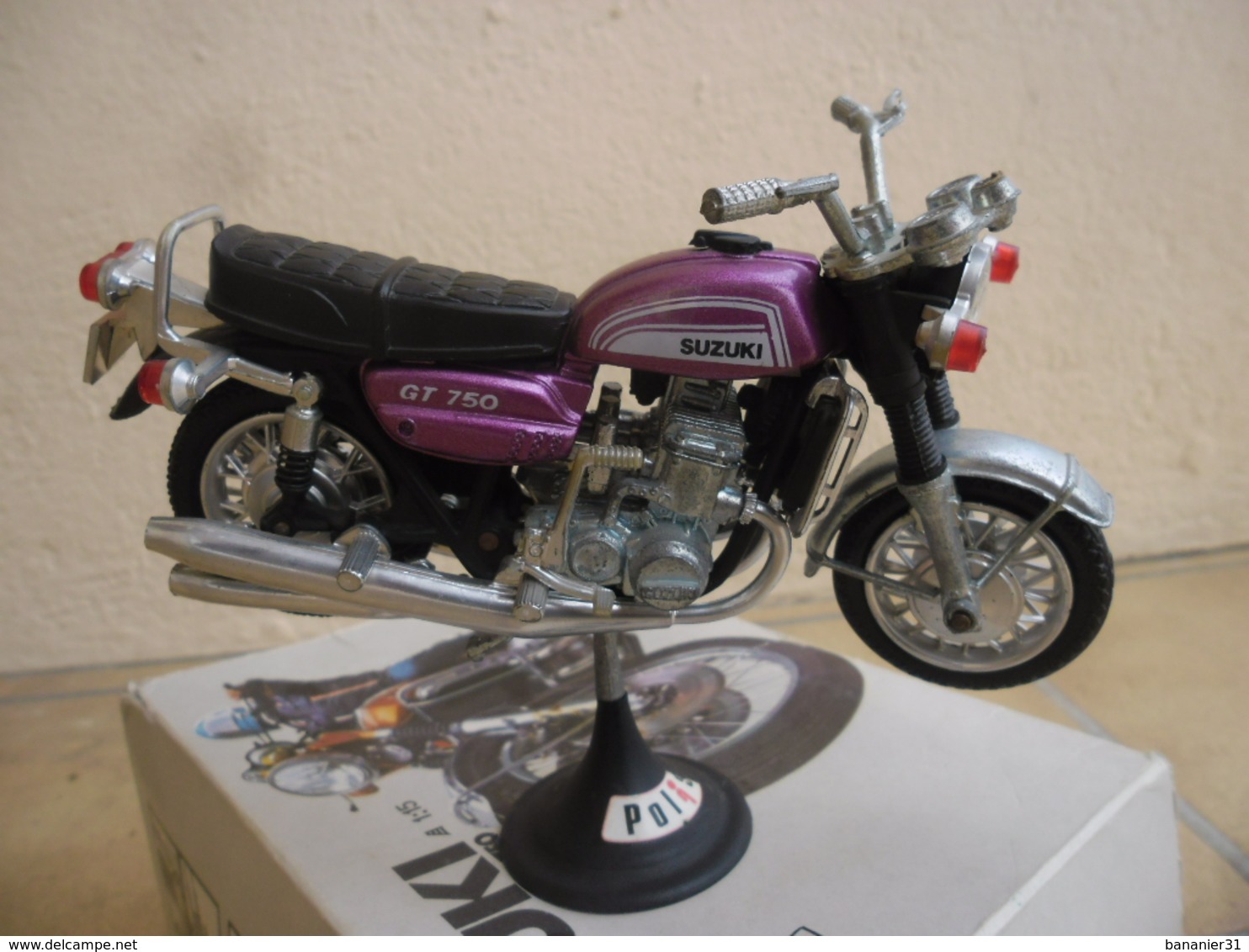 MOTO SUZUKI 750 GT Au 1/15 °de POLISTIL MS 104 En Boite/boxed - Motos