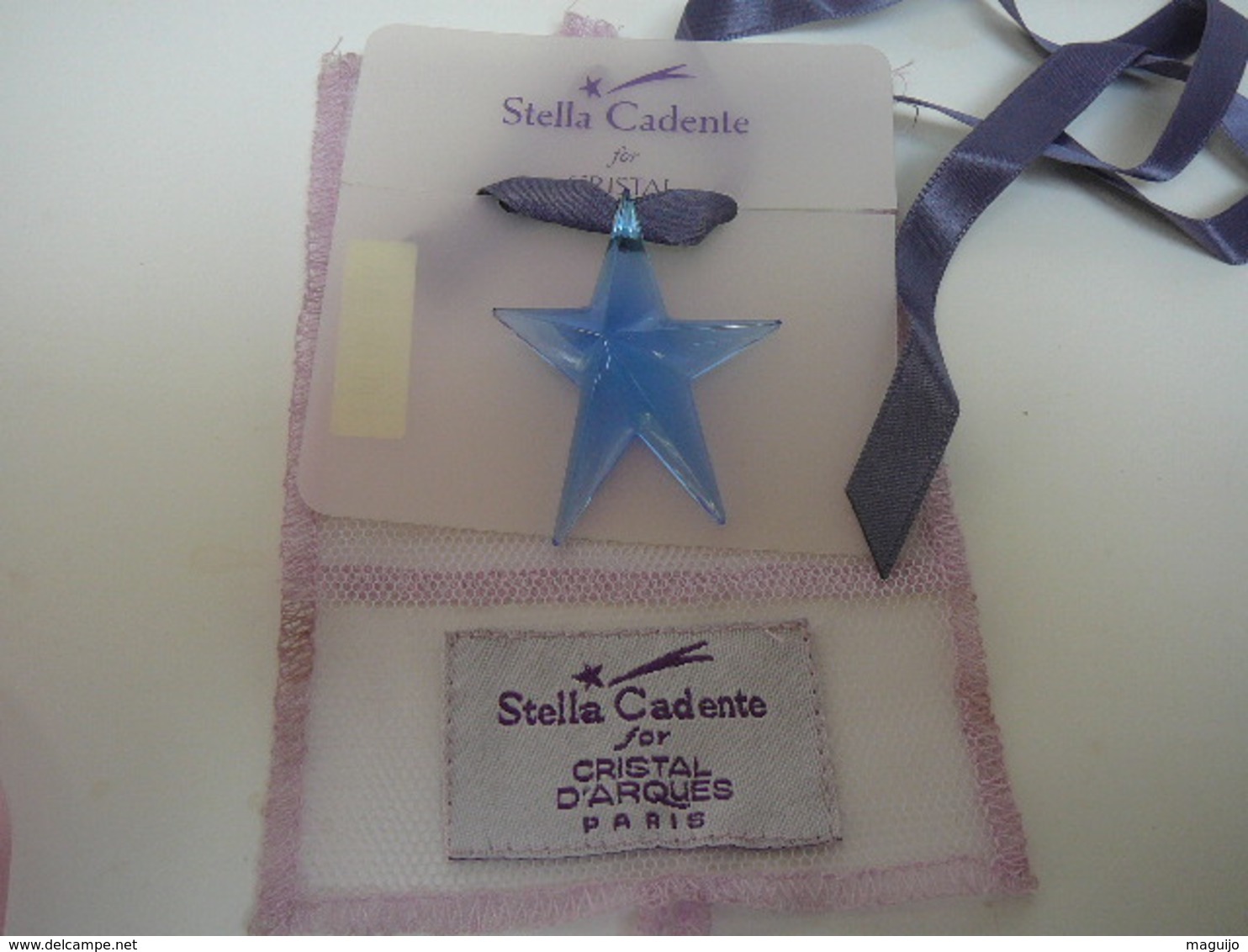 STELLA CADENTE " COLLIER ETOILE BLEUE  EN CRISTAL D'ARQUES  "+ POCHETTE  LIRE ET VOIR - Zonder Classificatie