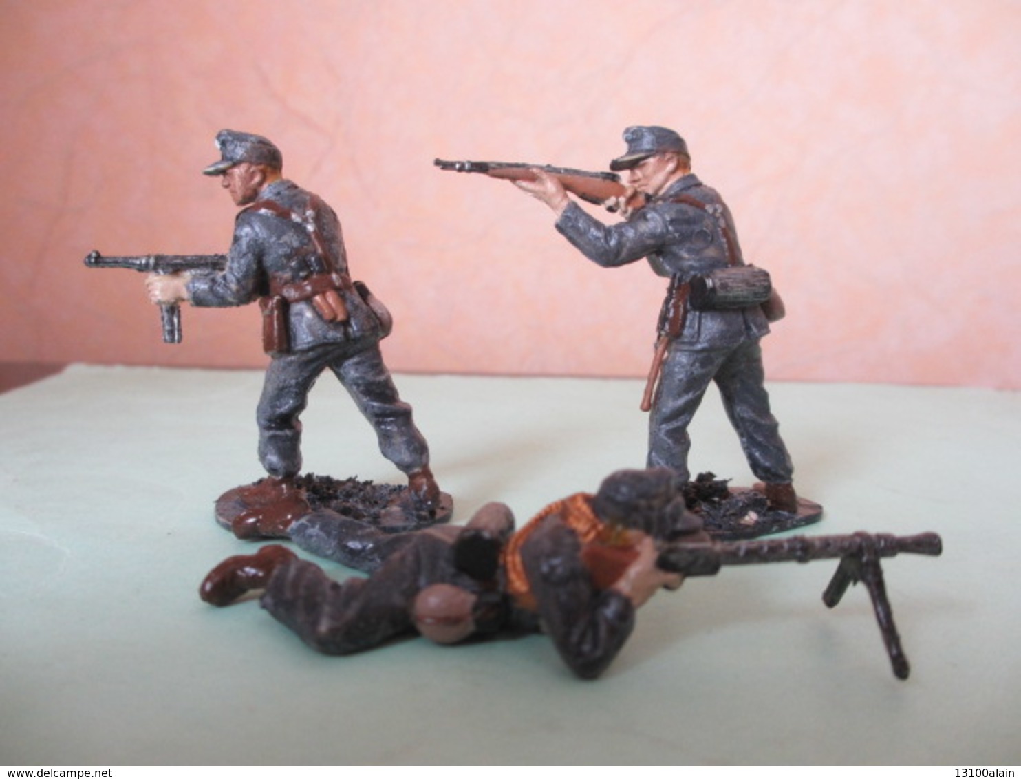 Lot 3 Figurines Soldats WW2 Soldat Plastique PAS Starlux Militaires Allemands (voir Description) - Starlux