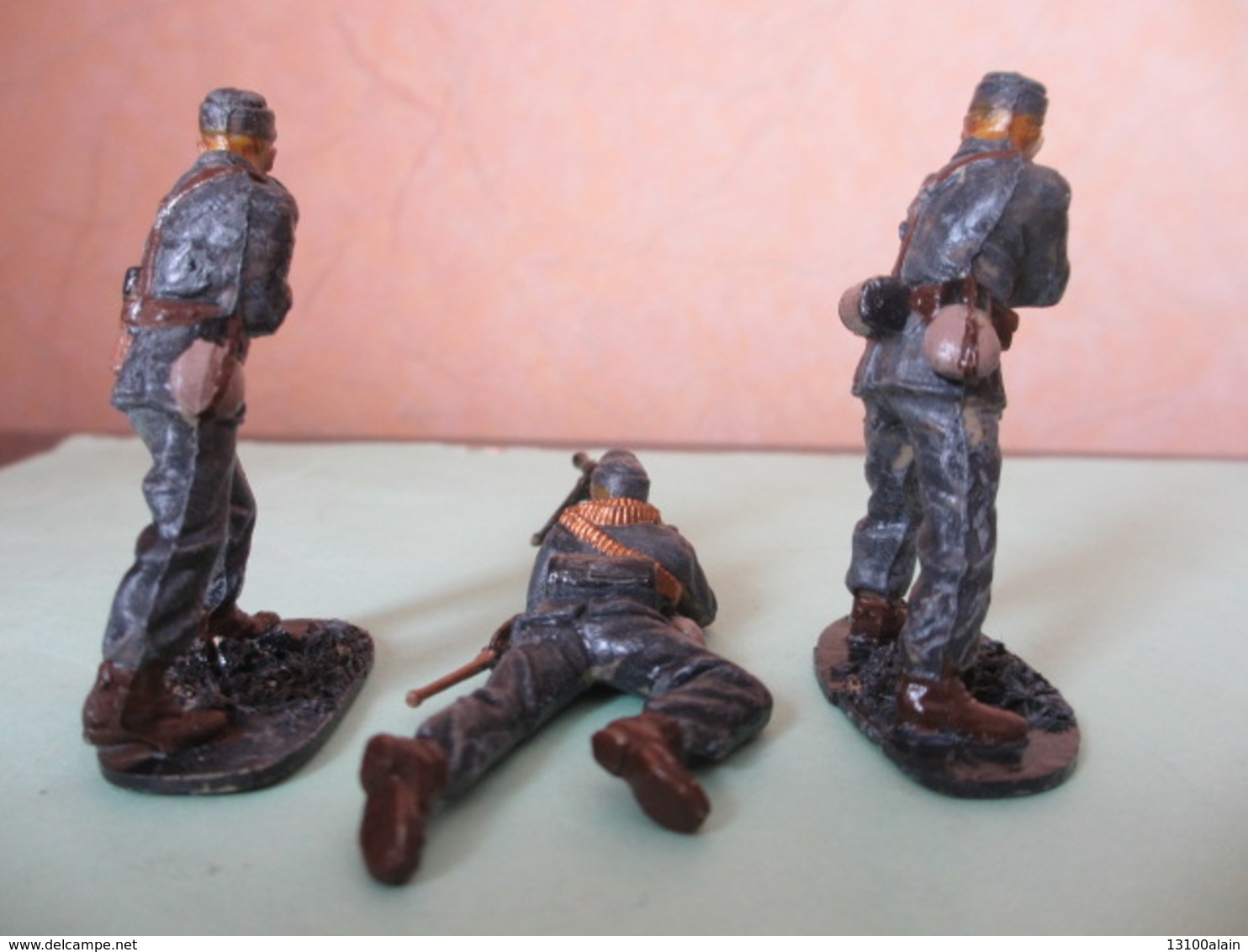 Lot 3 Figurines Soldats WW2 Soldat Plastique PAS Starlux Militaires Allemands (voir Description) - Starlux