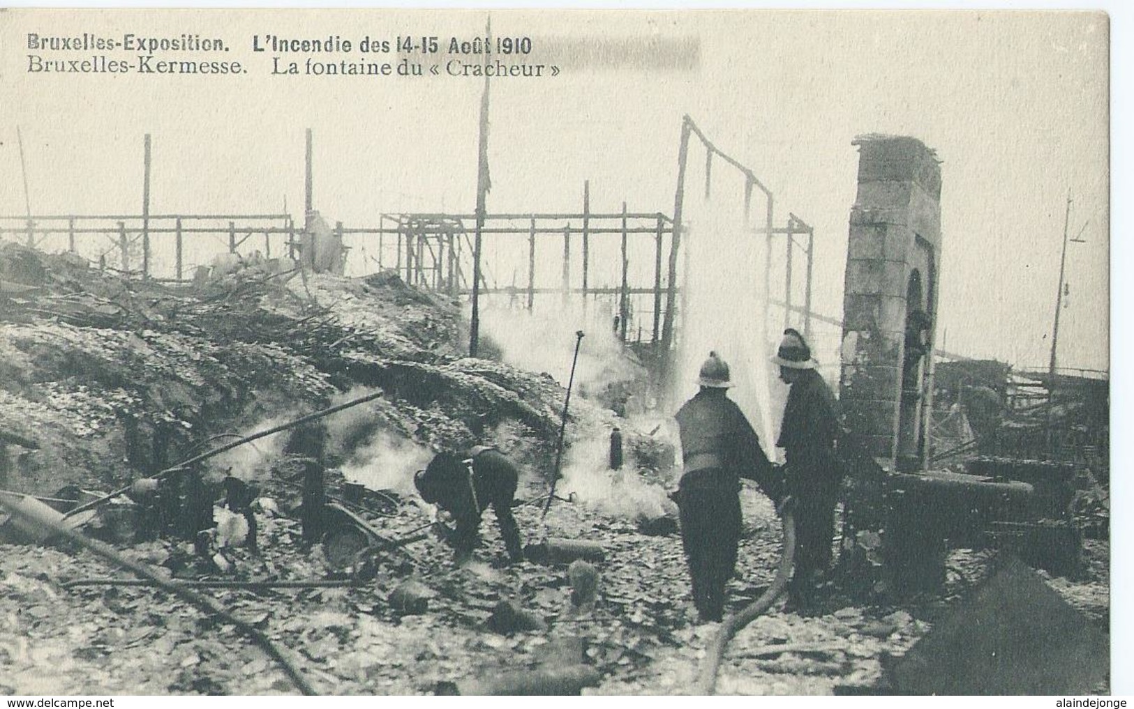 Bruxelles-Exposition - L'Incendie Des 14-15 Août 1910 - Bruxelles Kermesse - La Fontaine Du "Cracheur" - Expositions Universelles