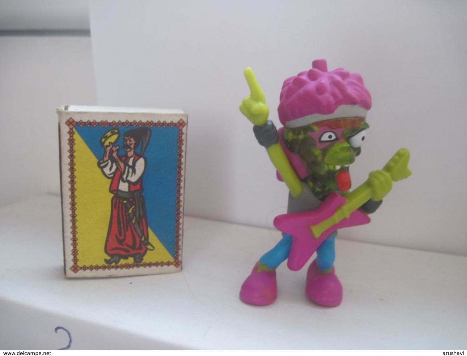 Entertoyment Figurines  Zombiezz Rock Musicians - Other & Unclassified