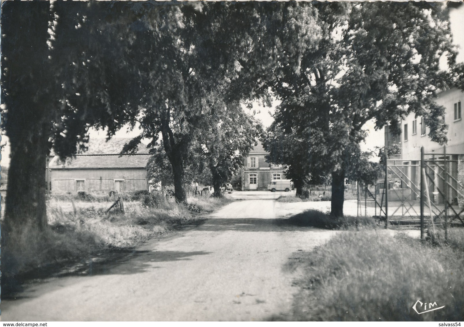 55) VILLERS SUR MEUSE : Avenue De La Gare - Revigny Sur Ornain