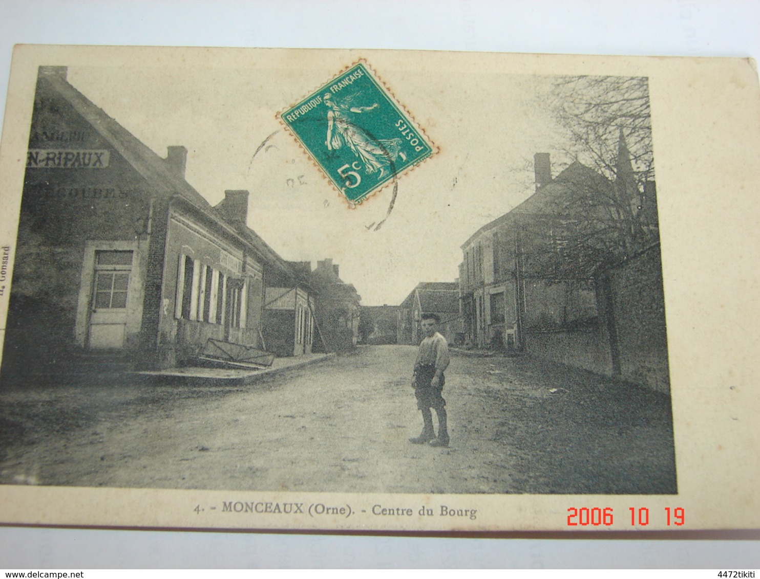 C.P.A.- Monceaux (61) - Centre Bourg - Boulangerie Ripaux - 1914 - SUP (BI 33) - Autres & Non Classés