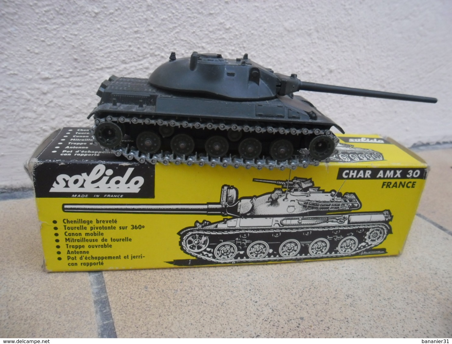 SOLIDO 1 soldat CHEF DE CHAR métal peint militaire SPECIFIQUE  AMX 30 