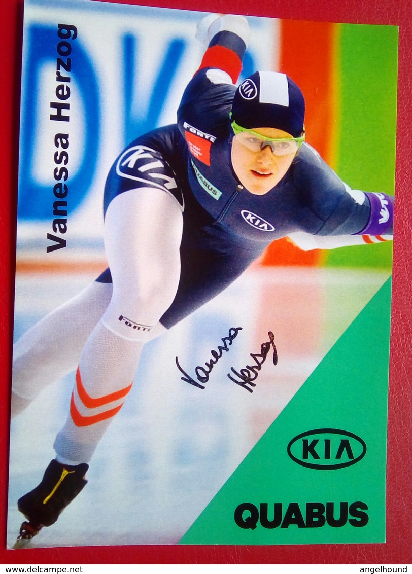 Vanessa Herzog   Signed Card - Kunstschaatsen