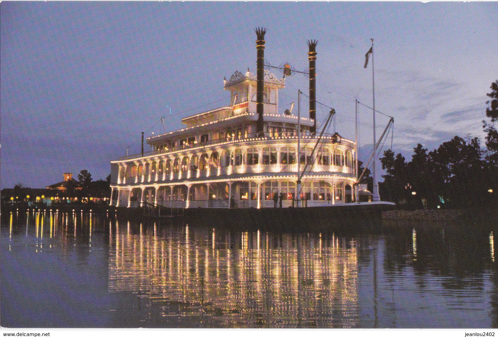 WALT DISNEY WORLD VILLAGE - THE EMPRESS LILLY - Disneyworld