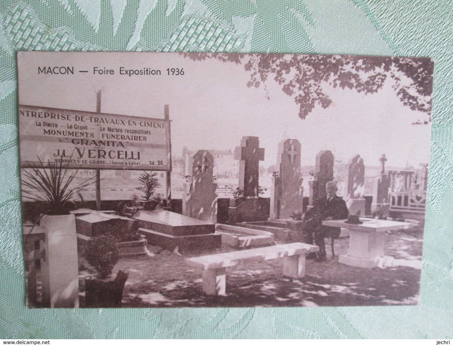 Macon . Foire Expo 1936 . Monuments Funeraires - Macon