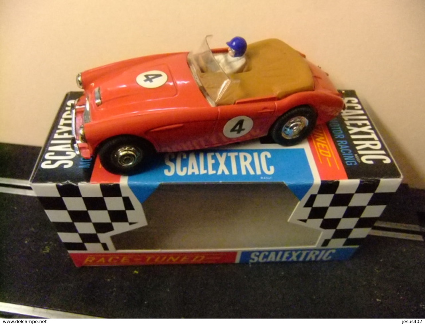 Scalextric Austin Healey C 74 Rojo Nº 4 Made In England Con Caja Y Información - Escala 1:32