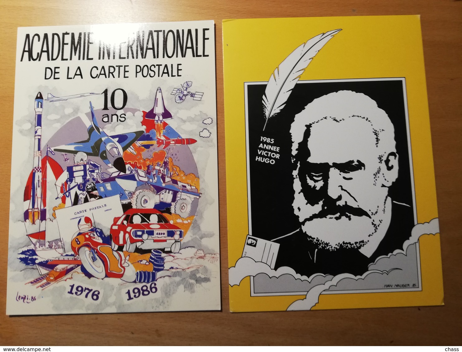 2 Cpsm Signées Mauger(1985 Année Victor Hugo) Et 10 Ans Académie De La CP 1976-86 Par Joelle Et Gerard Neudin - Autres & Non Classés