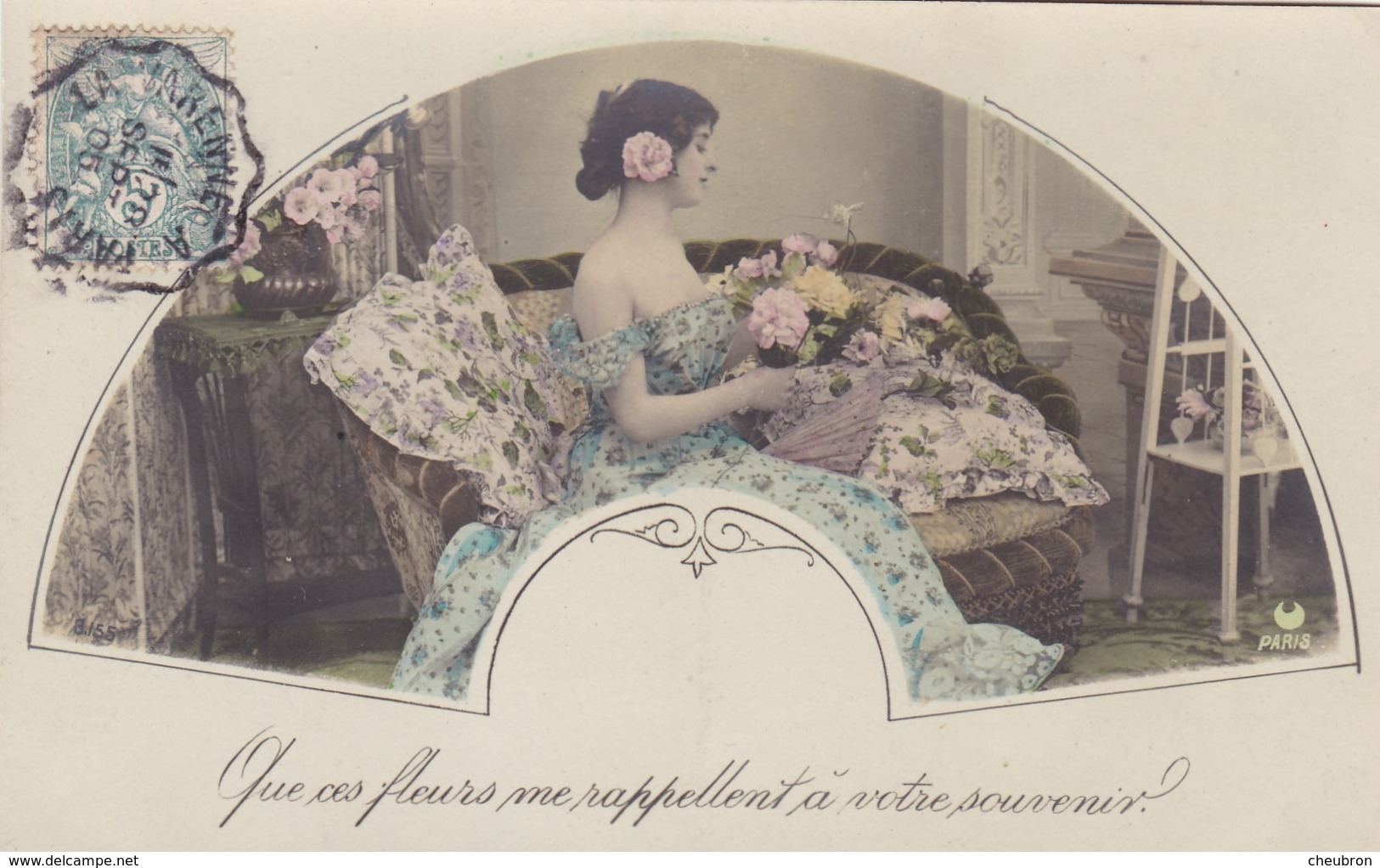 CARTE FANTAISIE. PORTRAIT DE JEUNE FEMME DANS UN ÉVENTAIL . ANNEE 1905 - Femmes