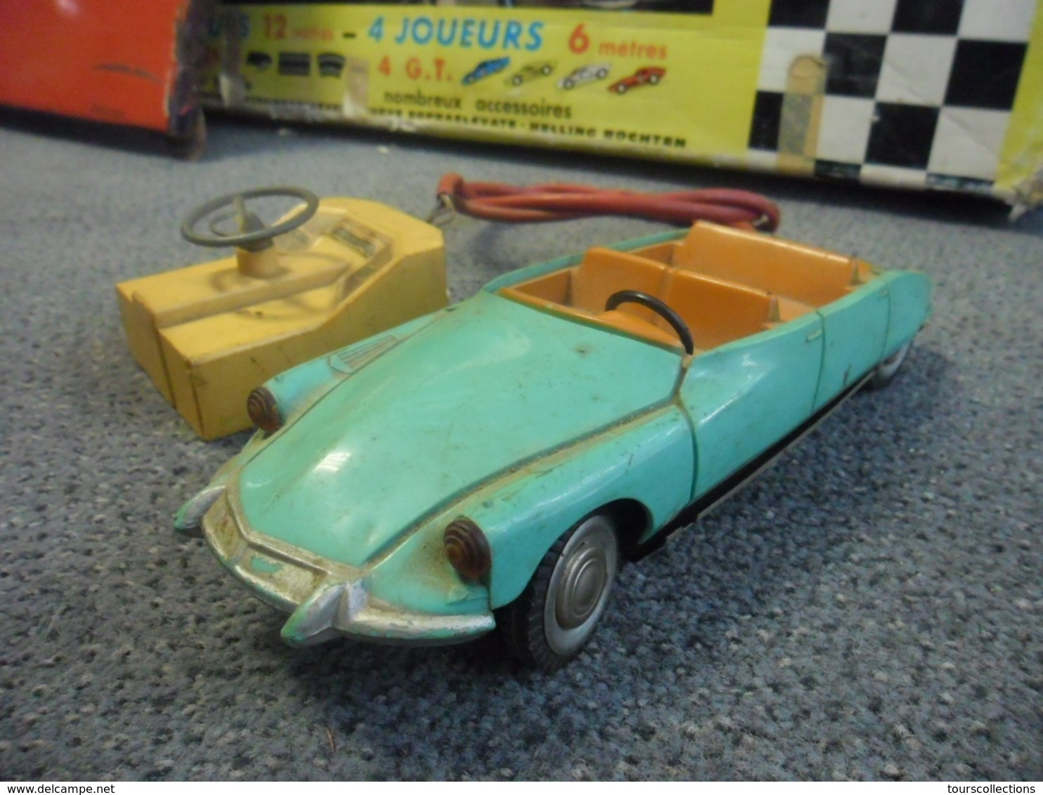 VINTAGE 1/24 ° FRANCE JOUETS CITROEN DS Bleu Vert Filoguidée - Autres & Non Classés