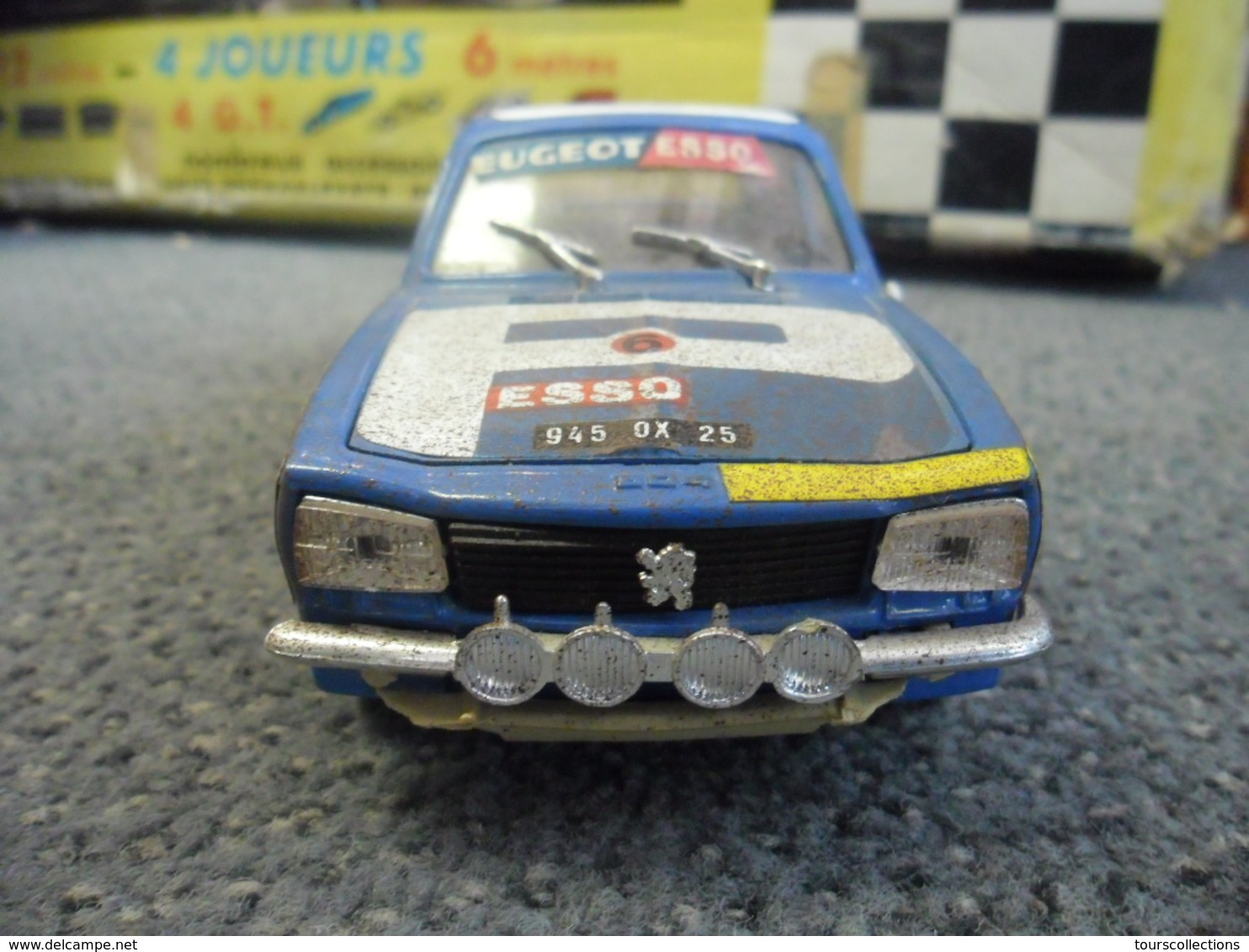 VINTAGE 1/26 ° PEUGEOT 504 GL de Novembre 1976 transformée en Rallye - POLISTIL S48