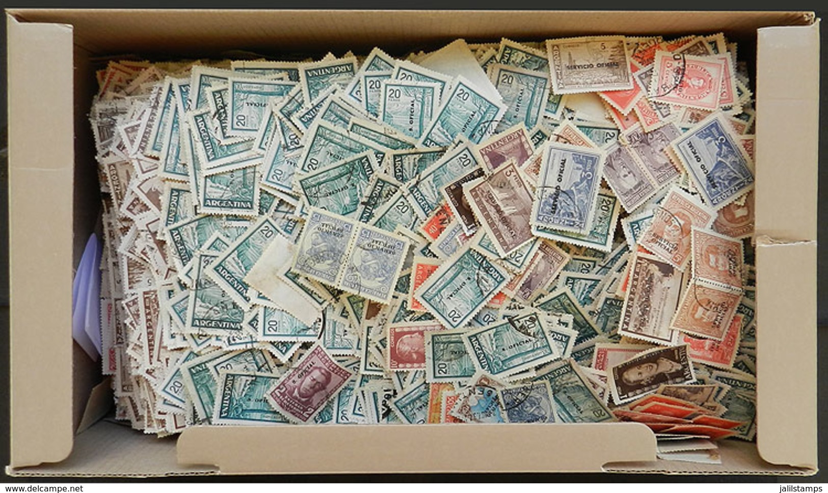 ARGENTINA: Box With About 23,000 Used Official Stamps, Almost All Of Very Fine To Excellent Quality. Huge Lot Perfect To - Servizio