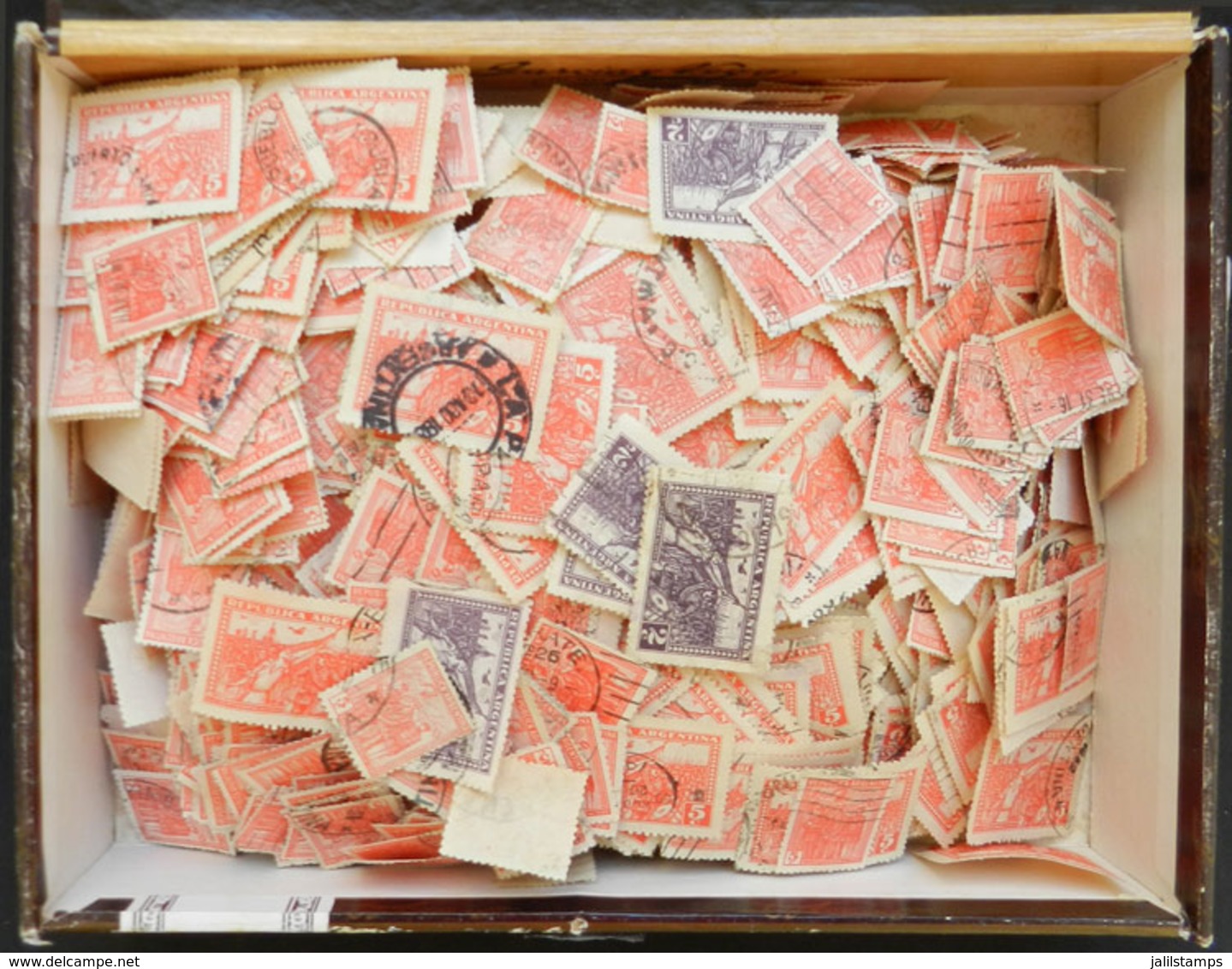 ARGENTINA: Cigar Box With Over 3,100 Used Stamps Of The Issue 1930 Revolution, Very Fine General Quality, Perfect Lot To - Lots & Serien