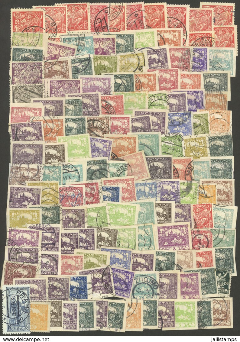 CZECHOSLOVAKIA: Envelope Containing SEVERAL HUNDREDS Stamps, Mainly Old, Used Or Mint, Very Fine General Quality! - Lots & Serien