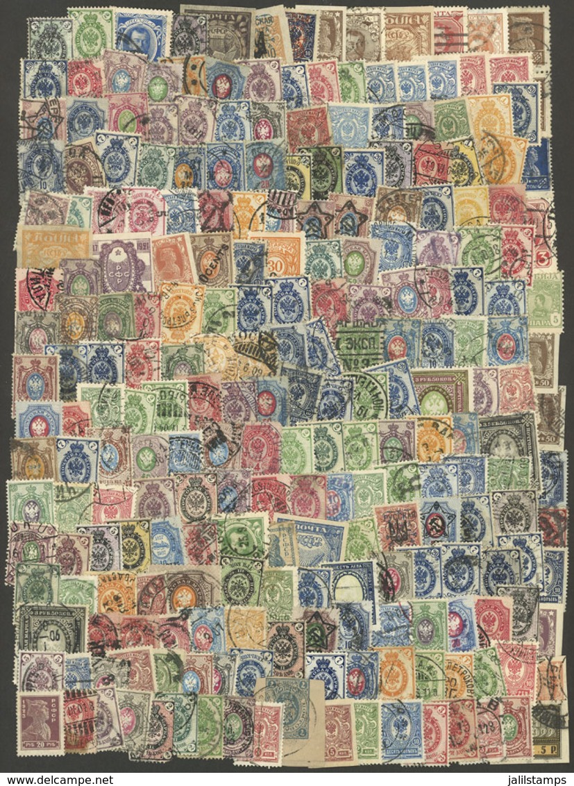 RUSSIA: Envelope Containing SEVERAL HUNDREDS Stamps, Mainly Old, Used Or Mint, A Few With Minor Defects, Almost All Of V - Otros & Sin Clasificación