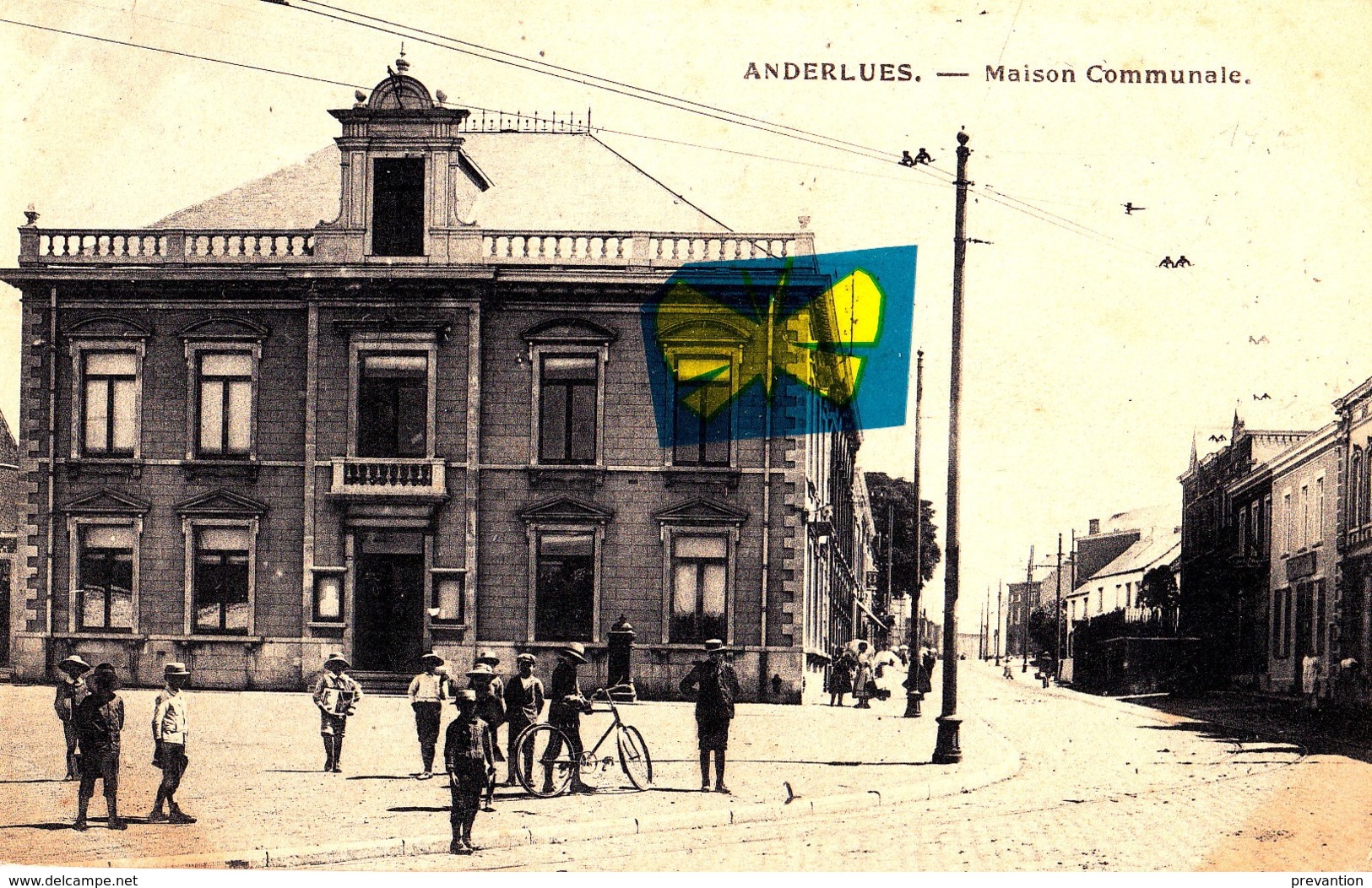 ANDERLUES - MAISON COMMUNALE - Carte Animée Et Circulée En 1920 - La Hulpe