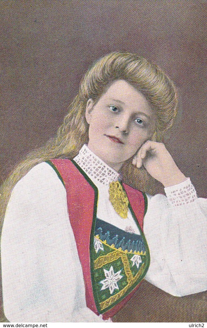 AK Junge Frau In Tracht - Ca. 1920  (41084) - Europe