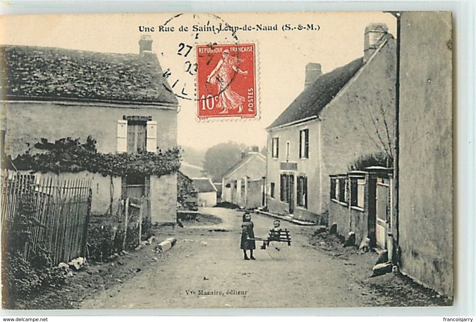 8420 - SAINT LOUP DE NAUD - UNE RUE DE - Autres & Non Classés