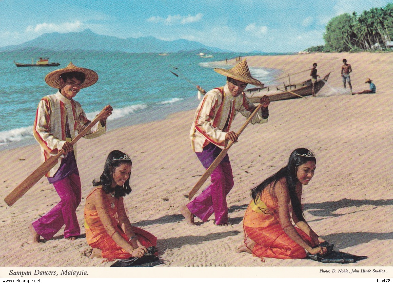 MALAYSIA--sampan Dancers--voir 2 Scans - Malaysia