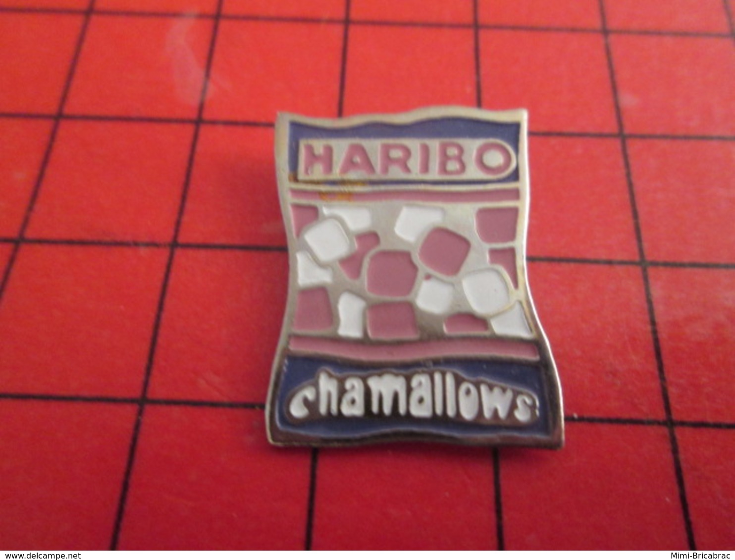 1018b Pin's Pins / Rare Et De Belle Qualité / THEME ALIMENTATION : BONBONS HARIBO CHAMALLOWS 0% BIO - Alimentation