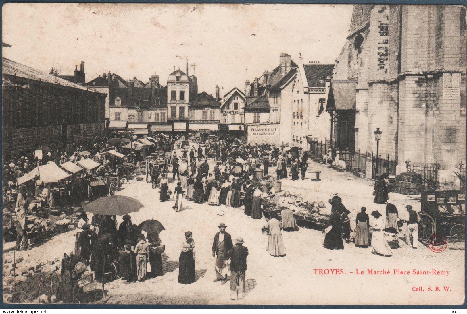 Troyes , Le Marché Place Saint Remy , Pli Coin Bas Gauche , Animée - Troyes