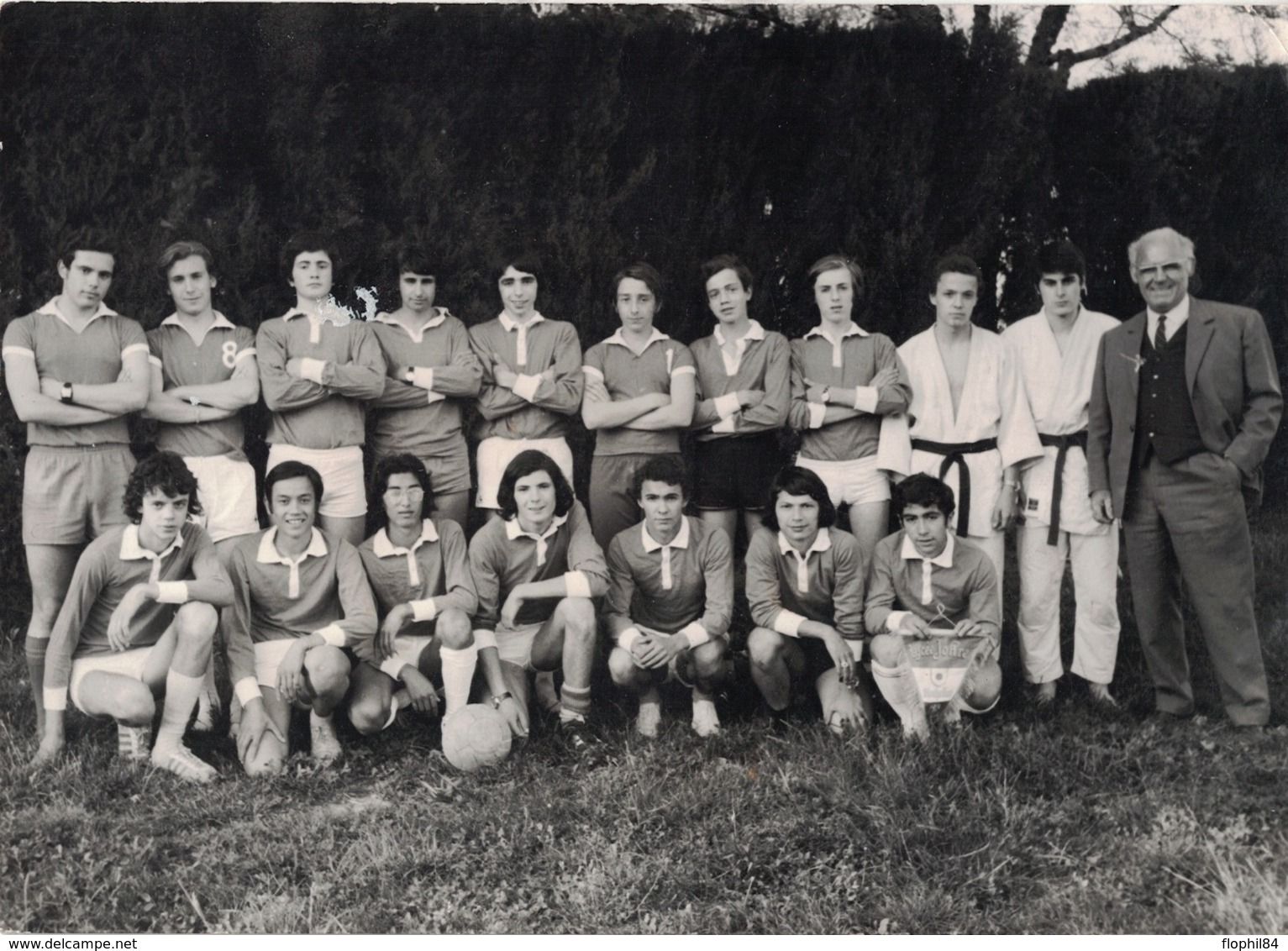 HERAULT - MONTPELLIER - EQUIPE DE FOOT - ECOLE HEIDELBERG - MAI 1971 - LES NOMS DE CERTAINS SONT AU VERSO - FORMAT 178x1 - Sports