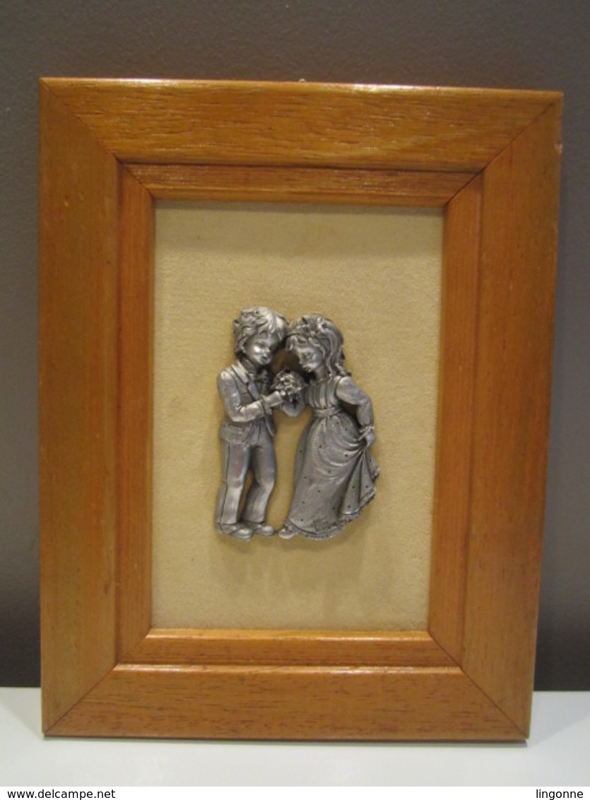 Tableau étain Enfant Amoureux Mariage 16 X 20,5 Cm Env - Etains