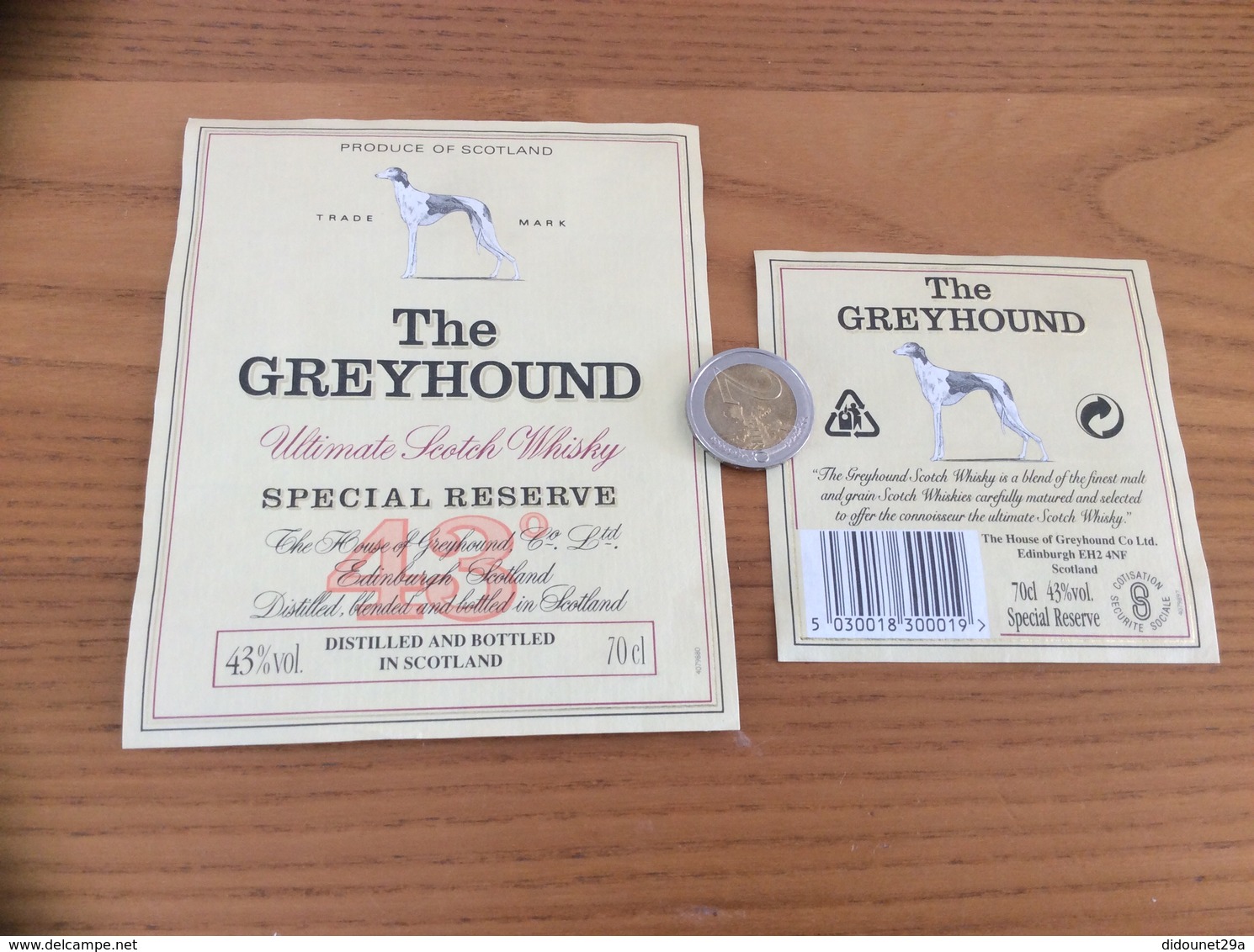 Etiquette + Contre-étiquette * «SCOTCH WHISKY - The GREYHOUND - SPECIAL RESERVE » (chien) - Whisky