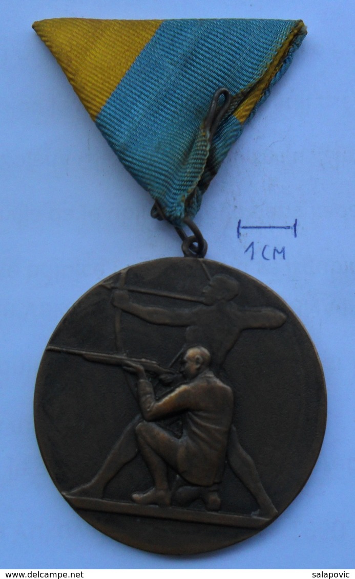 MEDAL  Archery  KUT - Tiro Al Arco