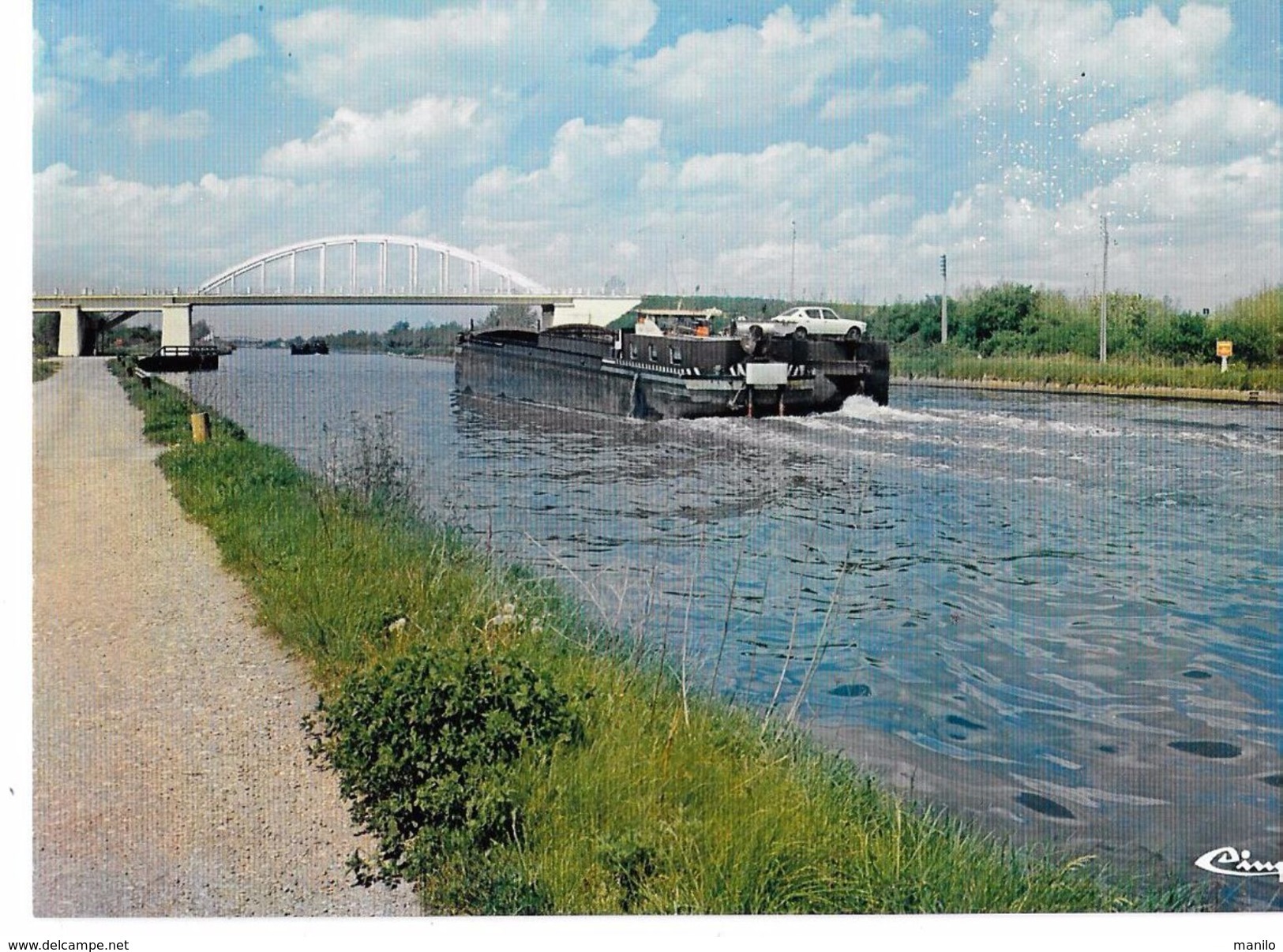 62 - ISBERGUES - LE CANAL - LE CANAL -  PENICHE Transportant Sa VOITURE -   COMBIER -CIM Imp à MACON 0210 - Isbergues