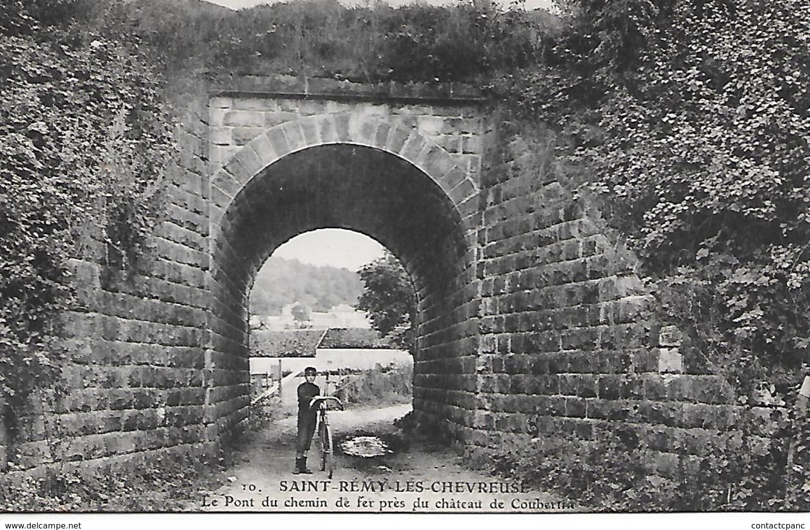 SAINT REMY Les CHEVREUSE ( 78 ) - Le Pont Du Chemin De Fer , Près Du Château De Coubertin - St.-Rémy-lès-Chevreuse