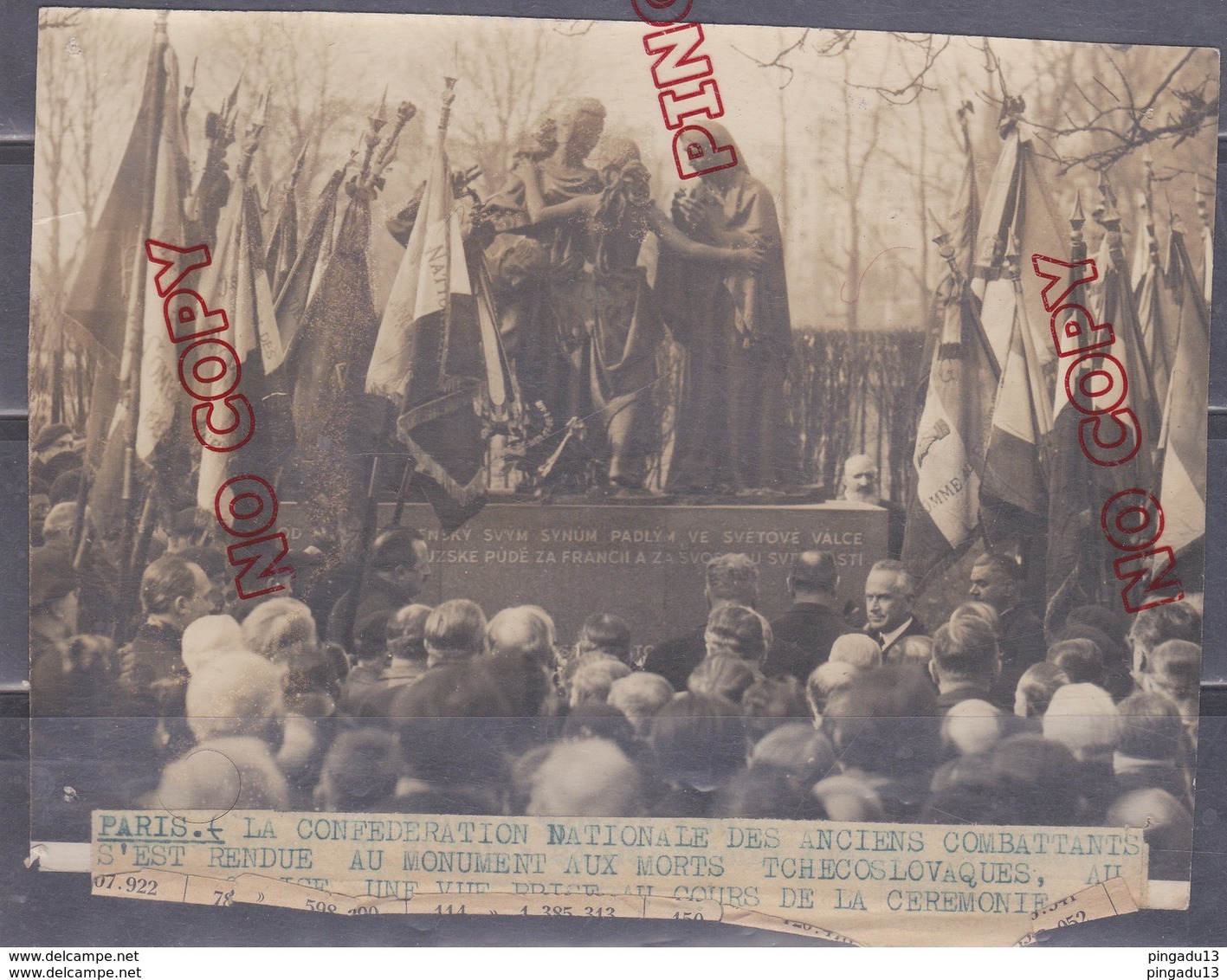 Au Plus Rapide Photo Anciens Combattants 1914 1918 Cimetière Père Lachaise Monument Aux Morts Soldats Tchécoslovaques T - Guerre, Militaire