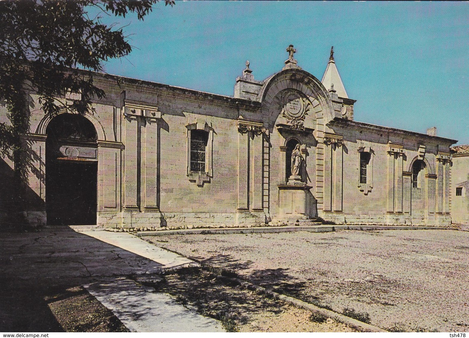 30----ROCHEFORT-DU-GARD--notre-dame De Grâce--foyer De Charité--le Sanctuaire---voir 2 Scans - Rochefort-du-Gard