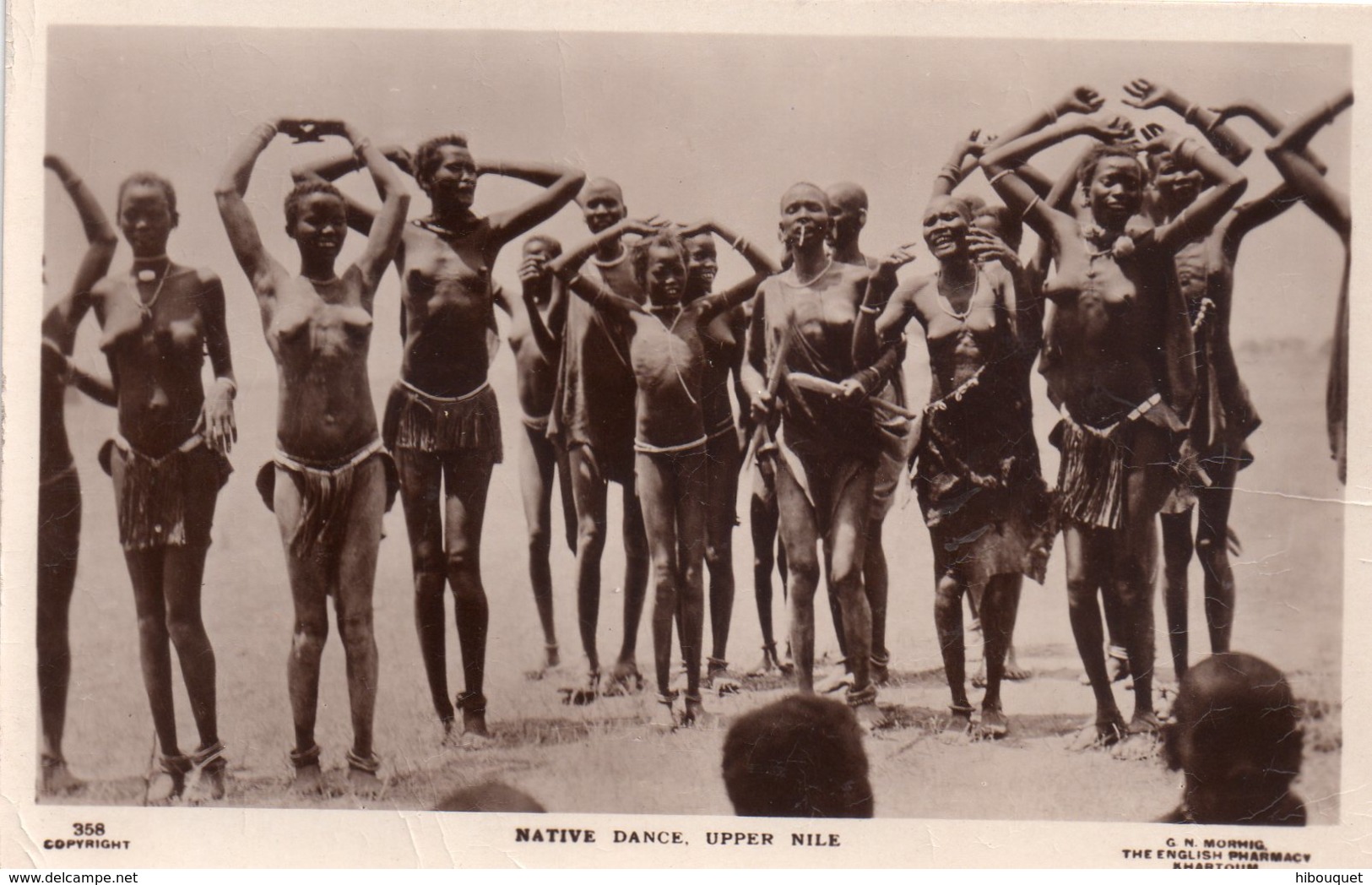 CPA, Photo Carte Native Dance, Upper Nile, Groupe De Jeunes Filles Seins Nus Dansant - Soudan