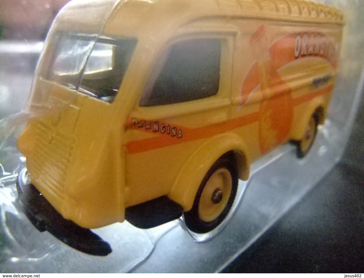 CAMION RENAULT CORGI (metalico) ORANGINA - Corgi Toys