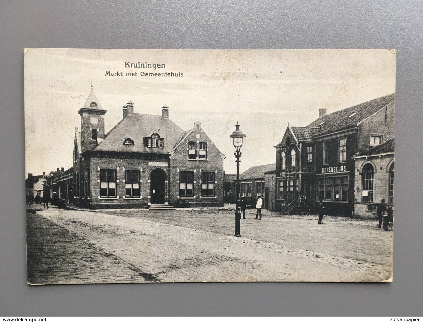 Kruiningen - Markt Met Gemeentehuis - Hotel Korenbeurs 1919 - Kruiningen