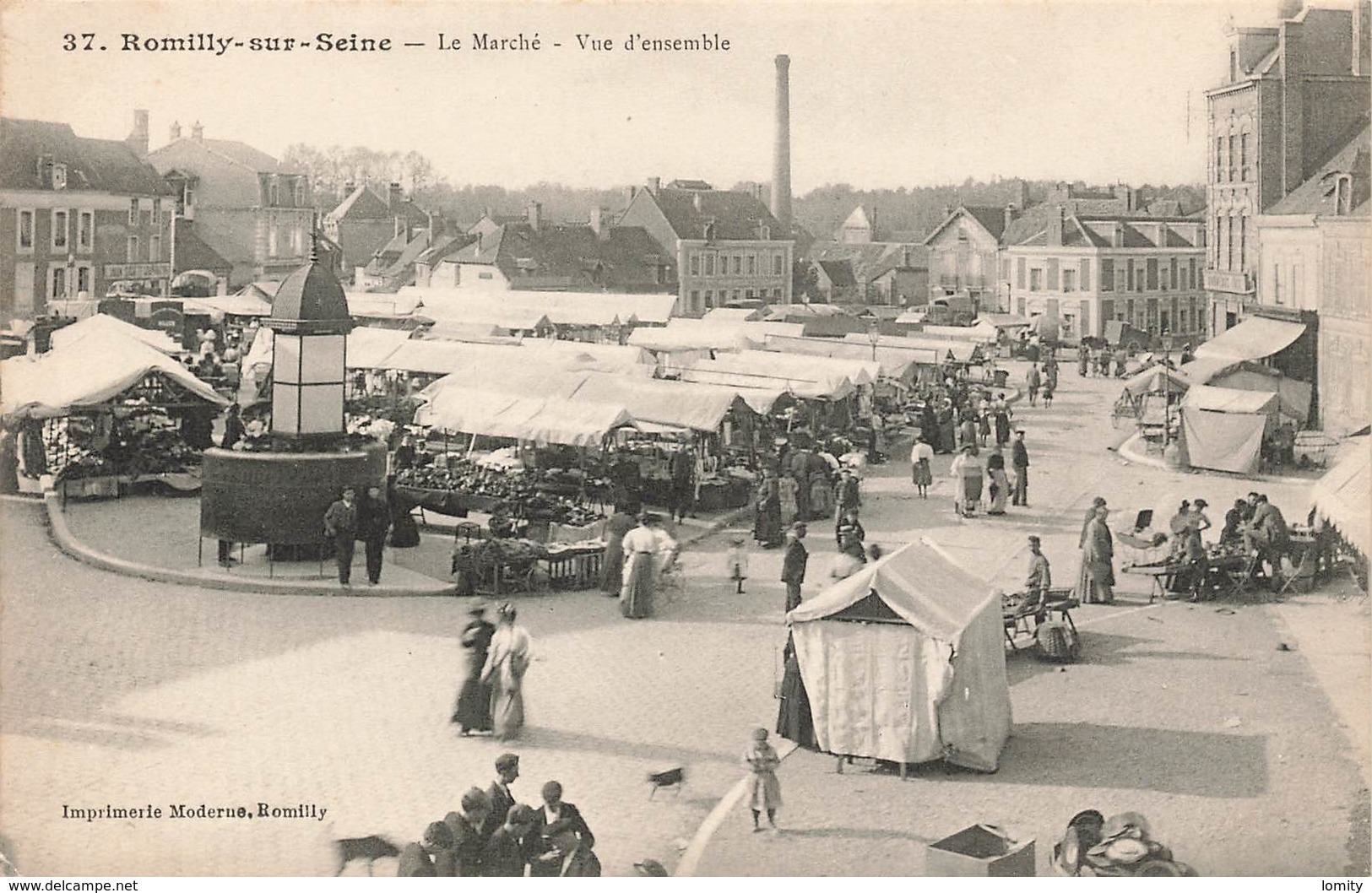 10 Romilly Sur Seine Le Marché Vue D' Ensemble Cpa Carte Animée - Romilly-sur-Seine