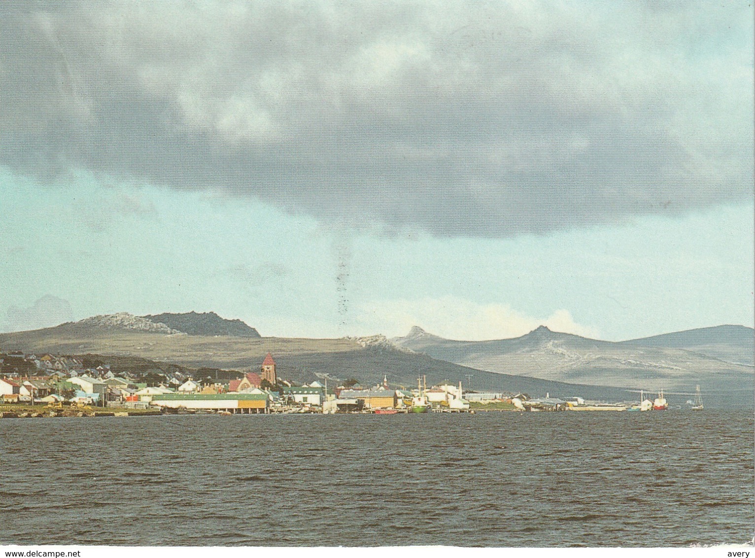 A Mariner's View Of Port Stanley And The Distant Hills Of Tumbledown, Two Sisters And Mount Kent - Isole Falkland