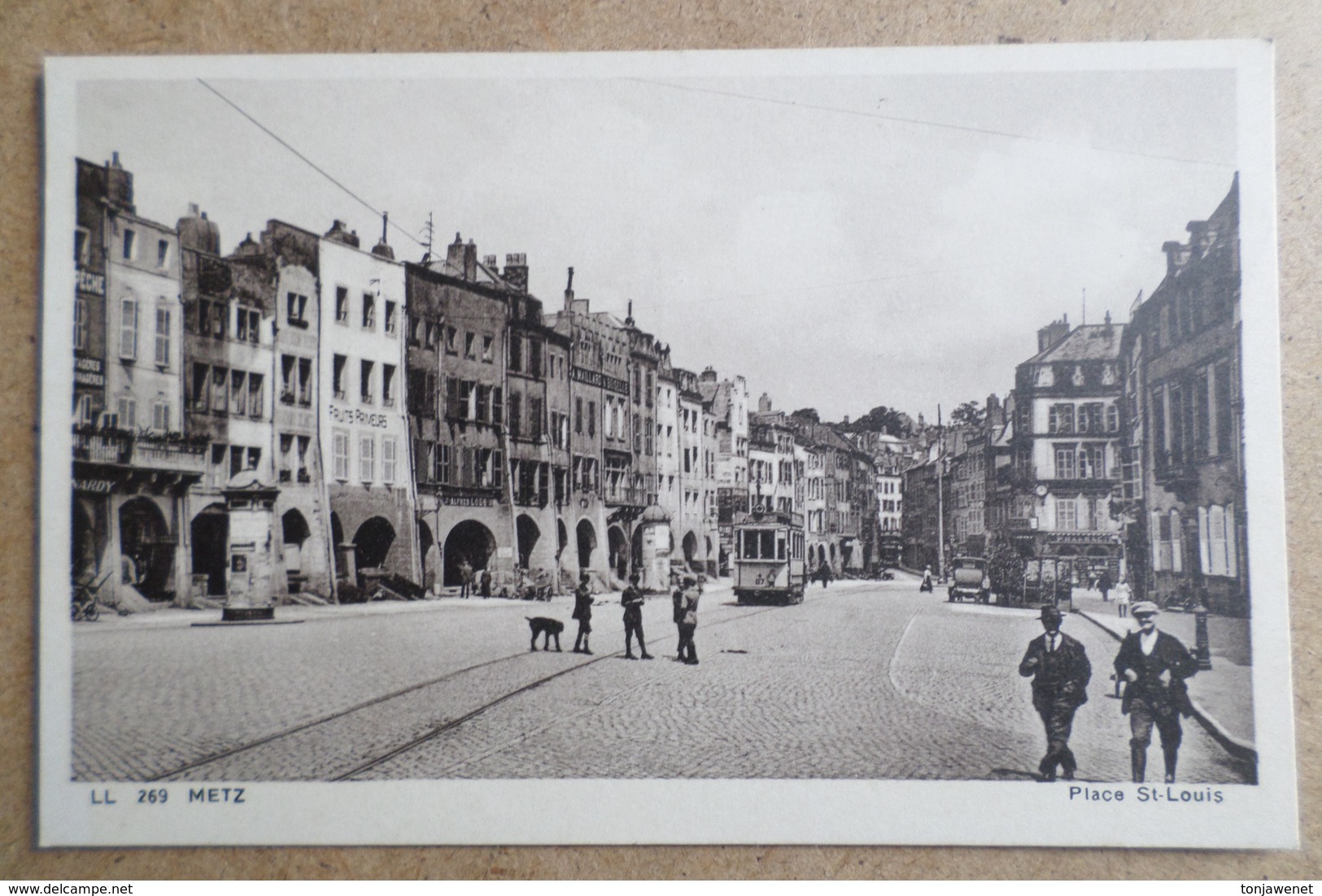 METZ - Place Saint Louis  - Animé Tramway ( 57 Moselle ) - Metz