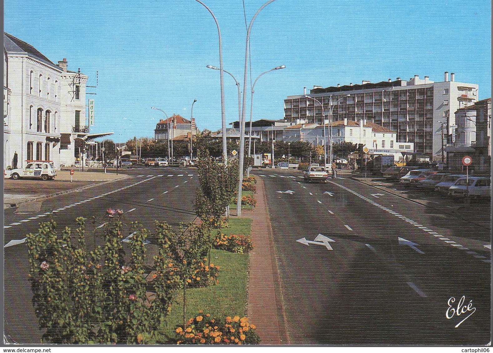 - CPM MARMANDE (47) - Le Boulevard Et Les Allées Fleuries 1988 - Editions ELCE 5518 - - Marmande