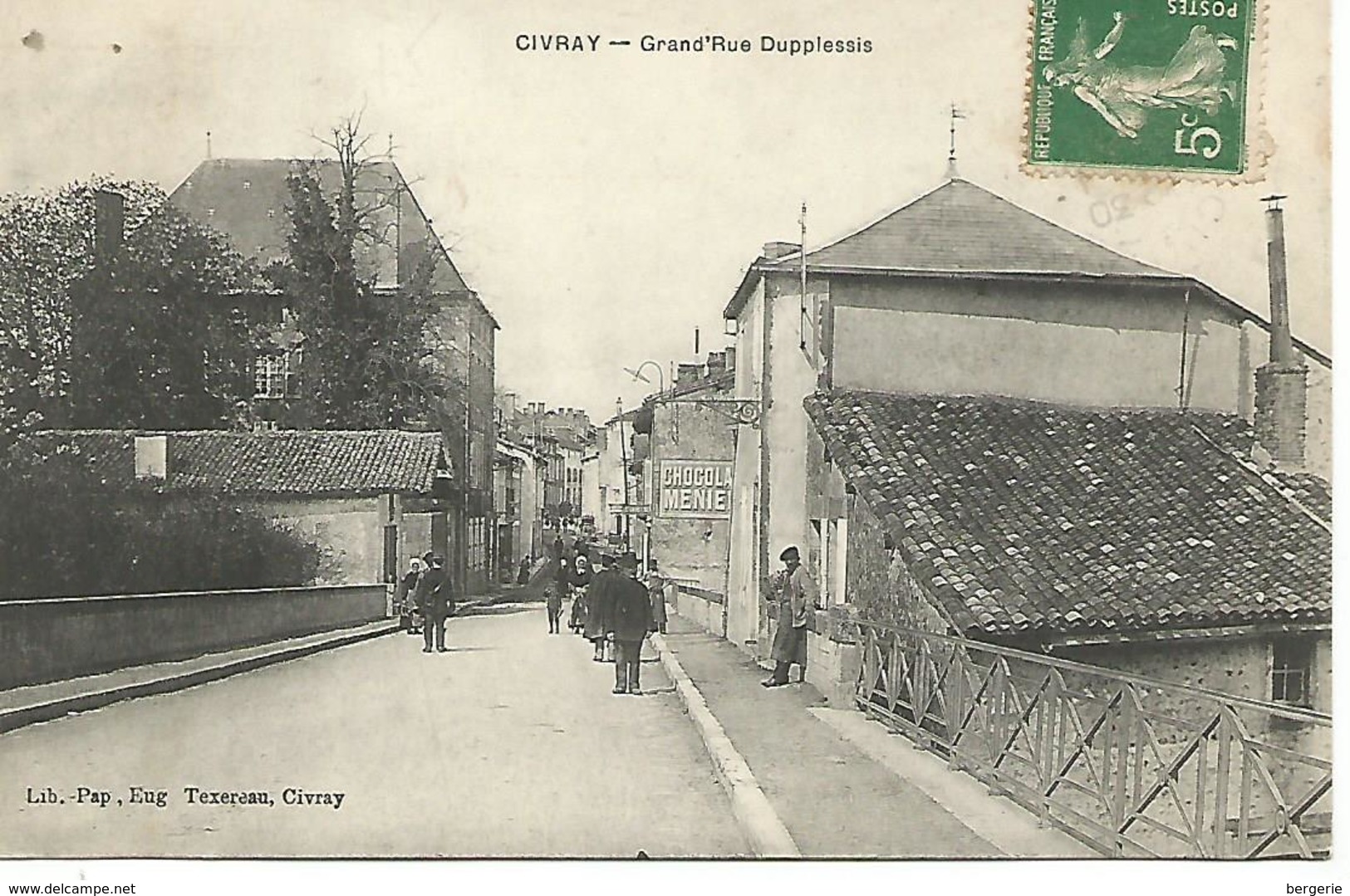 St8/      86    Civray     Grand'rue Duplessis   (animations) - Civray