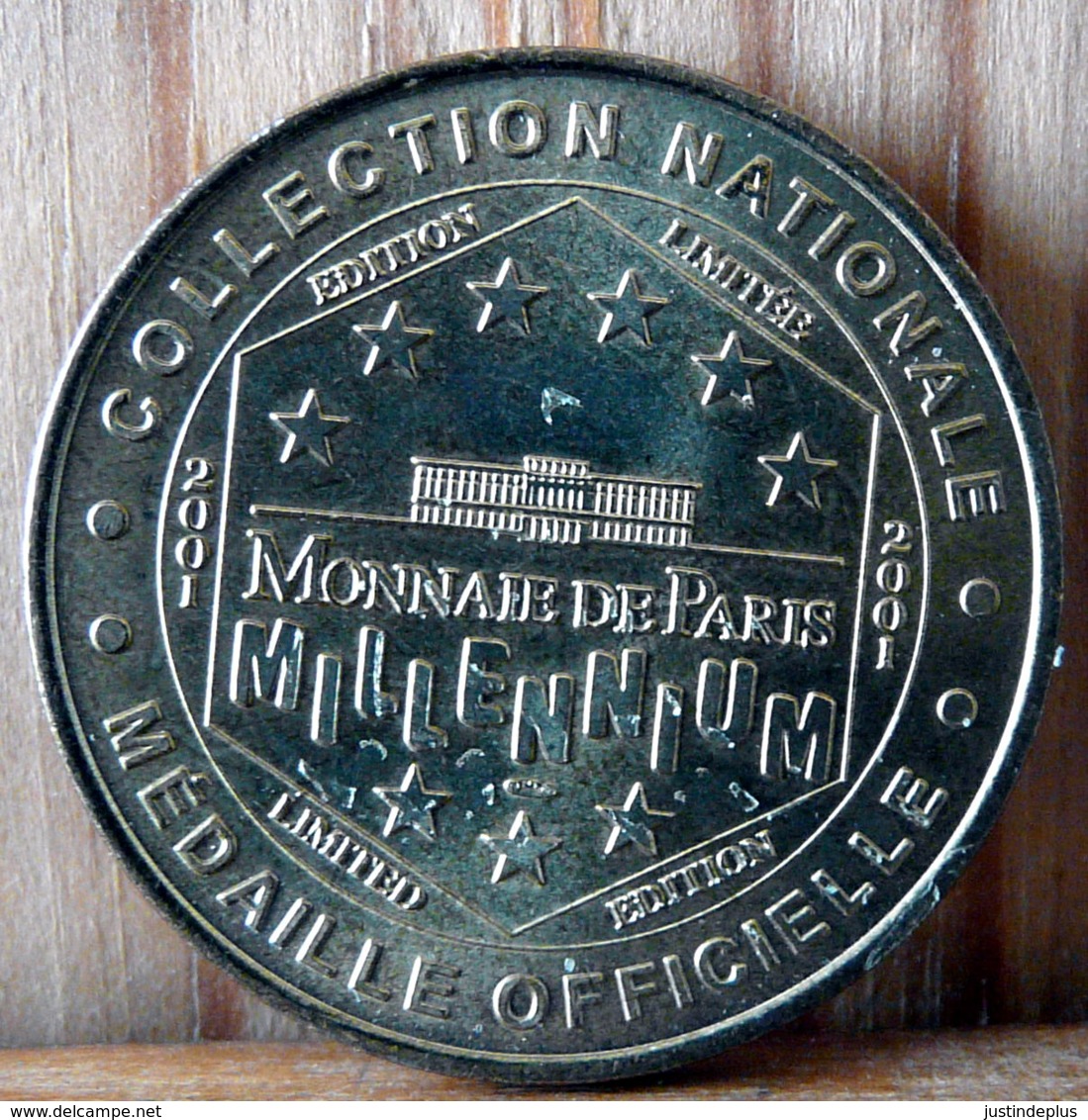 MEDAILLE TOURISTIQUE MILLENIUM MONNAIE DE PARIS GOUFFRE DE PROUMEYSSAC LE BUGUE VEZERE 2001 - 2001