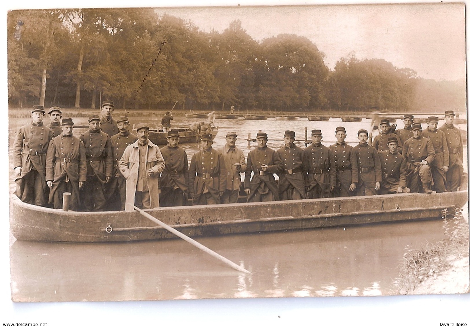 CPA 78 VERSAILLES CARTE PHOTO MILITAIRE BATEAU SOLDATS  RARE BELLE CARTE !! - Versailles