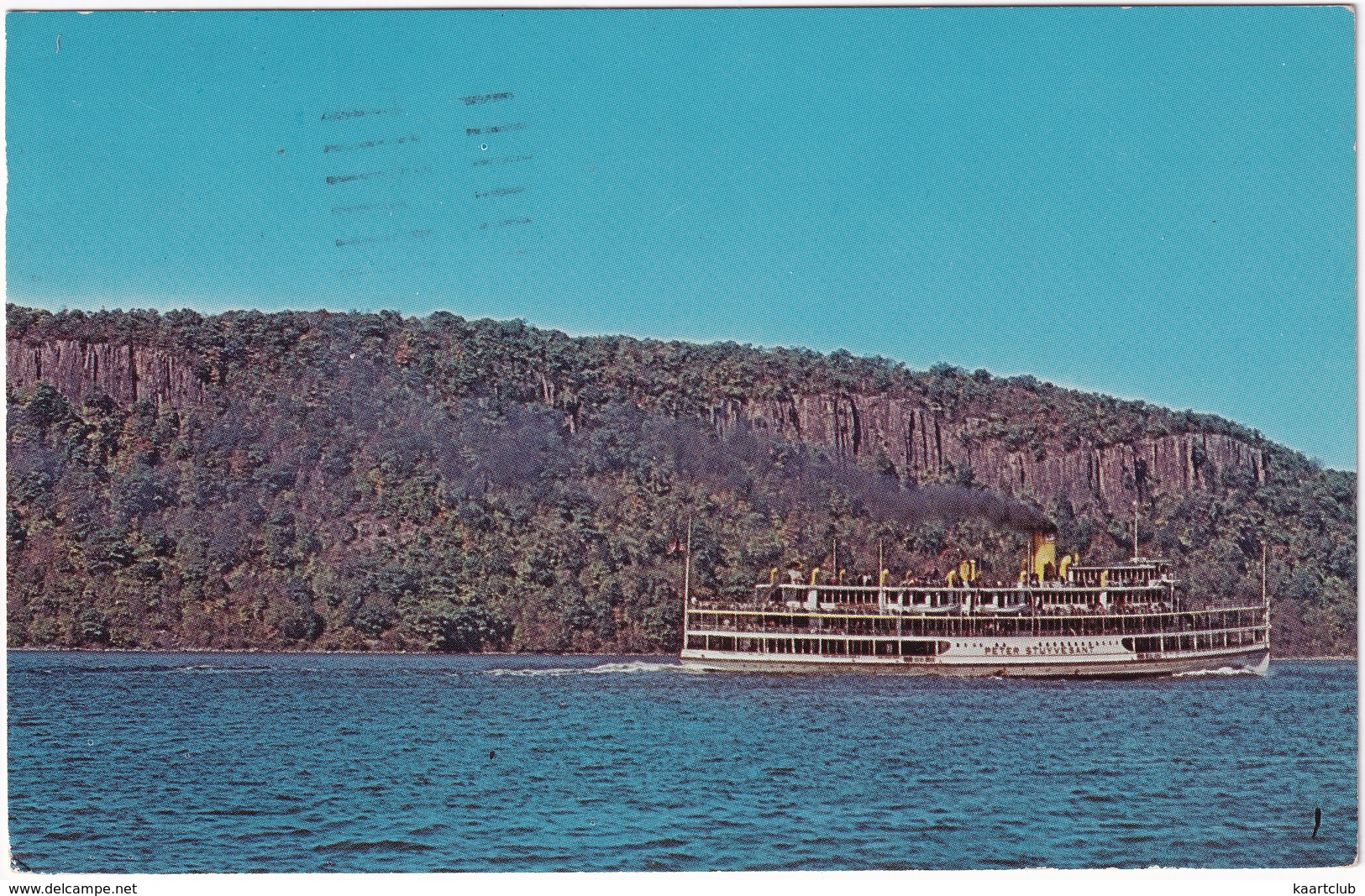 Hudson River View - The 'PETER STUYVESANT', Famous Hudson River Excursion Boat - (New York) - 1961 - Hudson River