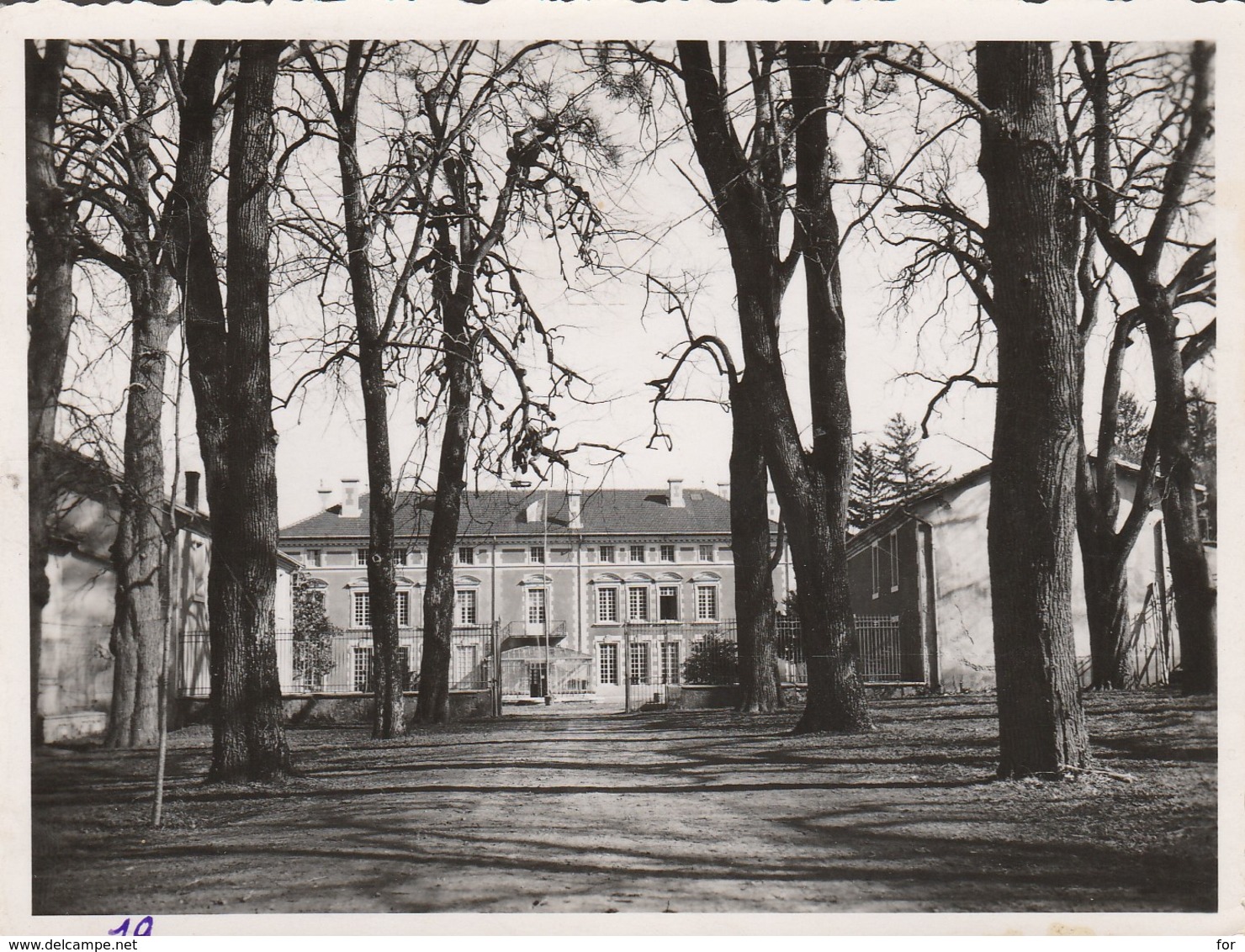 Drome : SAINT-SORLIN : Chateau De Lapeyrouse - Format 11,2cm X 9cm - Lieux